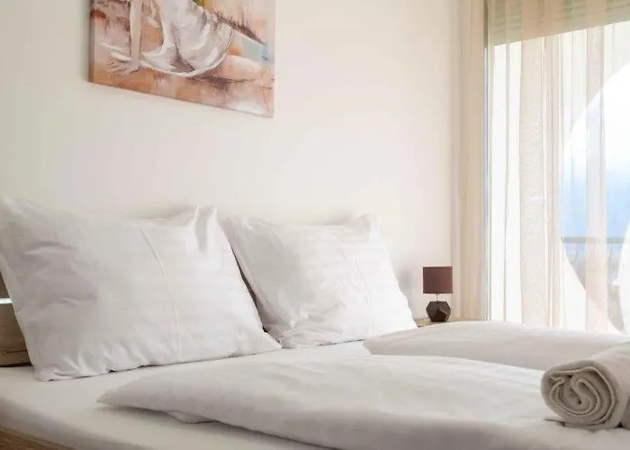 Cruiser By Bltn Siófok